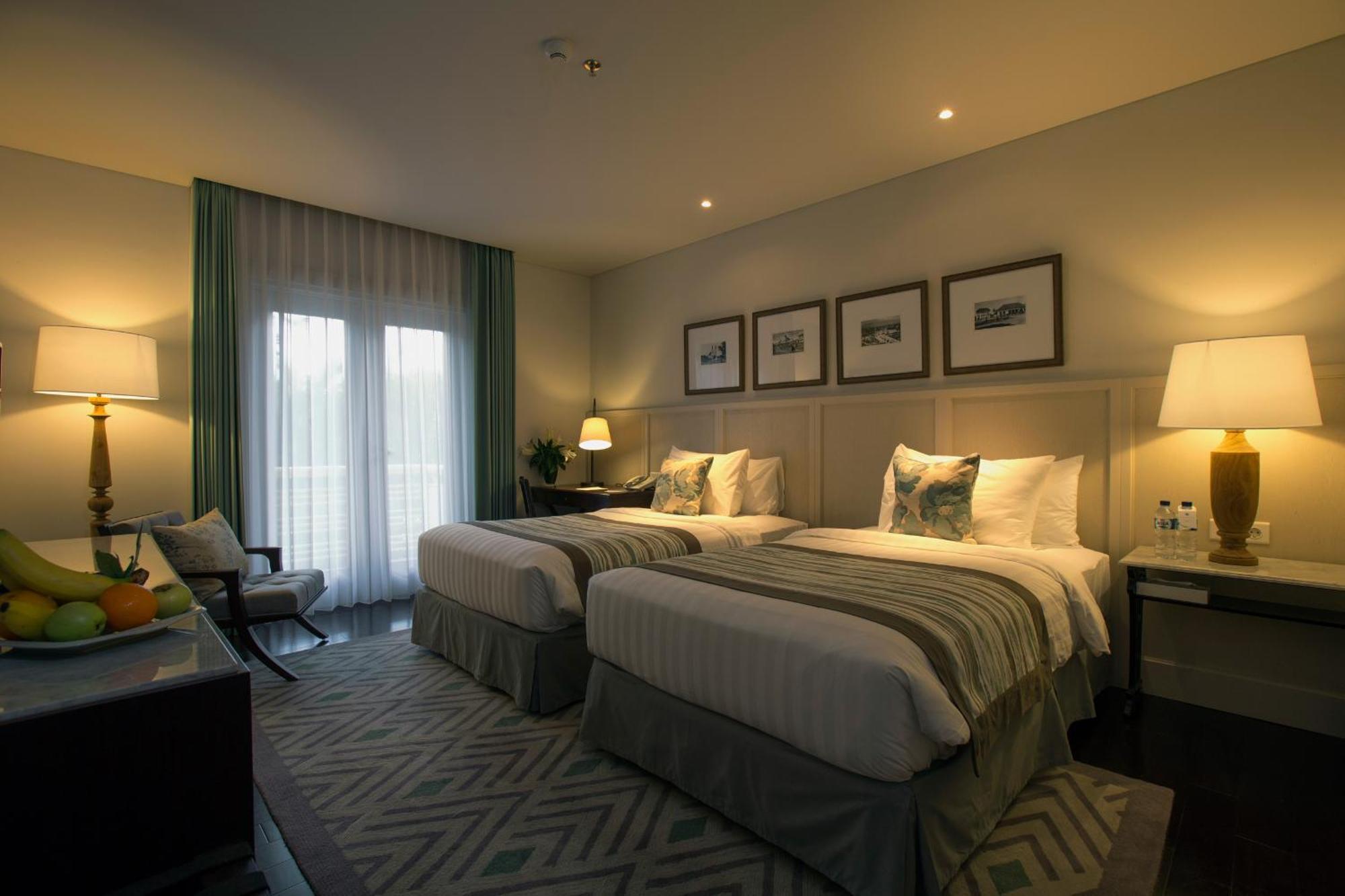 The Shalimar Boutique Hotel Malang Exterior photo