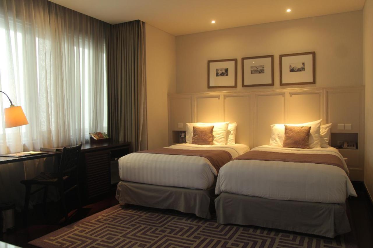 The Shalimar Boutique Hotel Malang Exterior photo