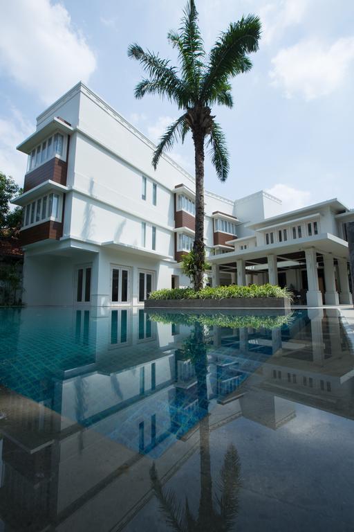 The Shalimar Boutique Hotel Malang Exterior photo
